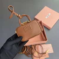 تعليقة ميوميو