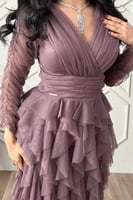 فستان طويل درابيه بطبقات لون بنفسجي