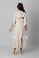 فستان درابية مزين بكريستال لون بيج