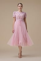 فستان ميدي وردي بتطريز ورد