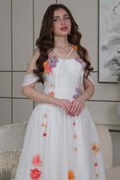 فستان ميدي كورسية مزين بأزهار بارزة