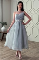 فستان كلوش بحزام لامع لون تيفاني