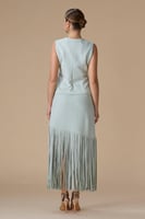 طقم تيفاني بتنورة طويلة بشراشيب