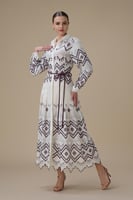 فستان ميدي سكري بنقوش هندسية بحزام خصر