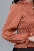 بلوزه ساتان مزمومه لون اورنج