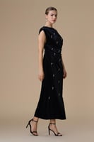 فستان اسود ماكسي اوف شولدر