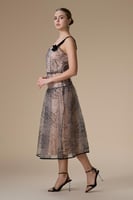 طقم بيج ميدي تل مطرز