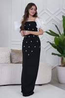 فستان طويل كلاسيك بقصة ضيقة مزين بالكريستال لون اب...