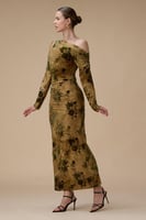 فستان اصفر مشجر بكتف واحد