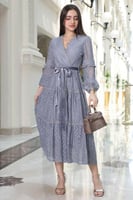 فستان ميدي دانتيل برباط عالخصر لون رمادي