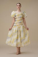 فستان ميدي أصفر أورجانزا بأكمام منفوخة