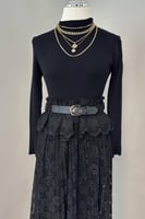 فستان ميدي سويتر دانتيل