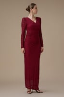 فستان طويل برغندي دانتيل