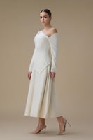 فستان ماكسي اوف وايت مع كتف واحد