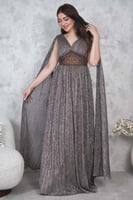 فستان سهره طويل بأكمام كيب لون بني فاتح