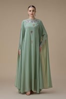 جلابية طويلة مطرزة بأكمام طويلة انسيابية