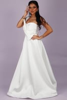 فستان ماكسي فيونكا بكتف واحد لون ابيض