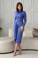 فستان ميدي درابيه مزين بالفصوص لون بنفسجي فاتح