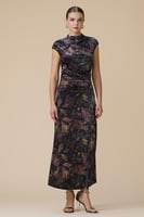 فستان مخمل مشجر بأكمام قصيرة