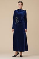 فستان كحلي طويل مخمل بتطريز