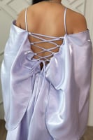 فستان ضيق اوف شولدر بأكمام انسيابية لون موف