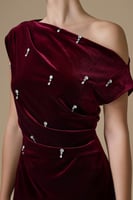 فستان برغندي ماكسي اوف شولدر