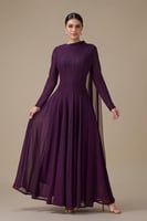 فستان طويل بنفسجي بوشاح كتف