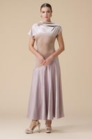 فستان بيج طويل أنيق مخمل