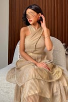 فستان ماكسي بيلسية طبقات لون بيج