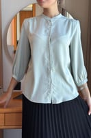 قميص انيق بكسرات لون ازرق