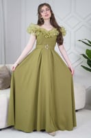 فستان طويل اوف شولدر مزين بالورد لون اخضر