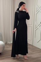 فستان اسود سهرة ماكسي بوشاح مزين بالكريستال