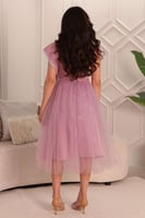 فستان ميدي تول بربطة من الجانب مزين بالكريستال لون...