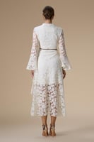 فستان سكري دانتيل بطبقات مائلة