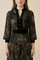 فستان ماكسي مخمل بطبعة جلد النمر