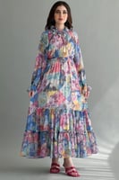 فستان كلوش مورد الياقه