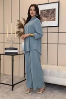 طقم بنطلون وقميص واسع لون اخضر