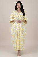 جلابيه بتصميم فراشه بطبعات لون اصفر