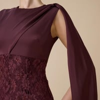 فستان برغندي طويل جوبير بكاب جانبي