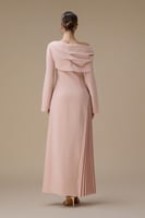 فستان طويل وردي اوف شولدر