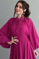 فستان زم كلوش بياقه عاليه لون فوشي