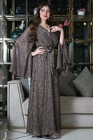 فستان طويل بلمعة برباط عالخصر لون ذهبي