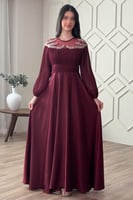 فستان سهرة بليسية مزين بالخرز لون عنابي