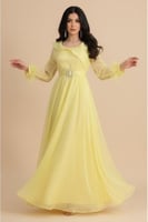 فستان سهرة راقي مطعم بالكريستال لون اصفر