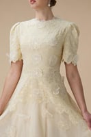 فستان قصير اصفر فاتح اورجانزا بأكمام قصيرة