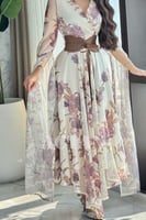 فستان كيب بطبعة أزهار لون بيج