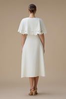 فستان ميدي سكري بتطريز زهور