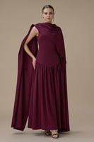 فستان برغندي طويل مع كاب جانبي