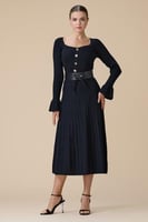 فستان اسود ميدي باكمام طويلة