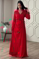 فستان طويل لف بثنيات لون احمر